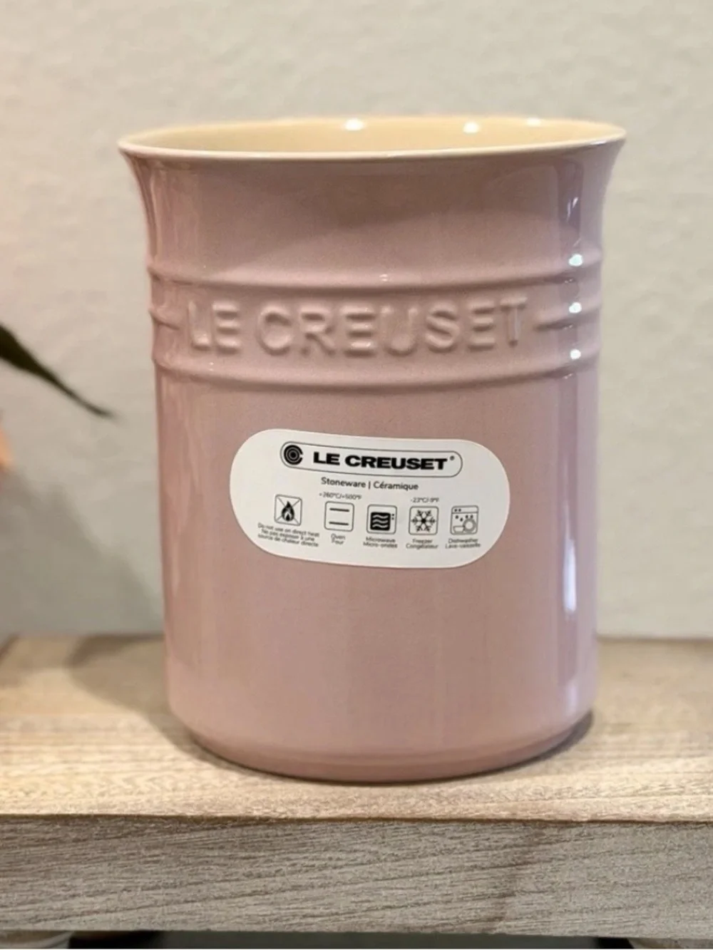 Le Creuset Stoneware Utensil Crock Holder 1L / 1.8 Qt - Chiffon Pink - Rare
